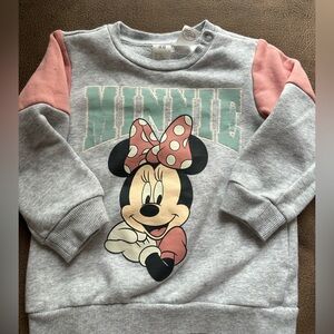 Minnie Mouse sweater